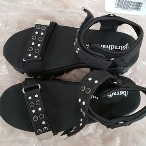 Stradivarius sport sandals with studs